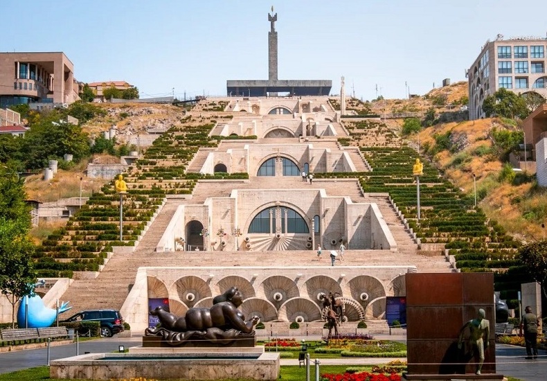 بهترین هتل های ایروان - آژانس نگین پرواز پارس